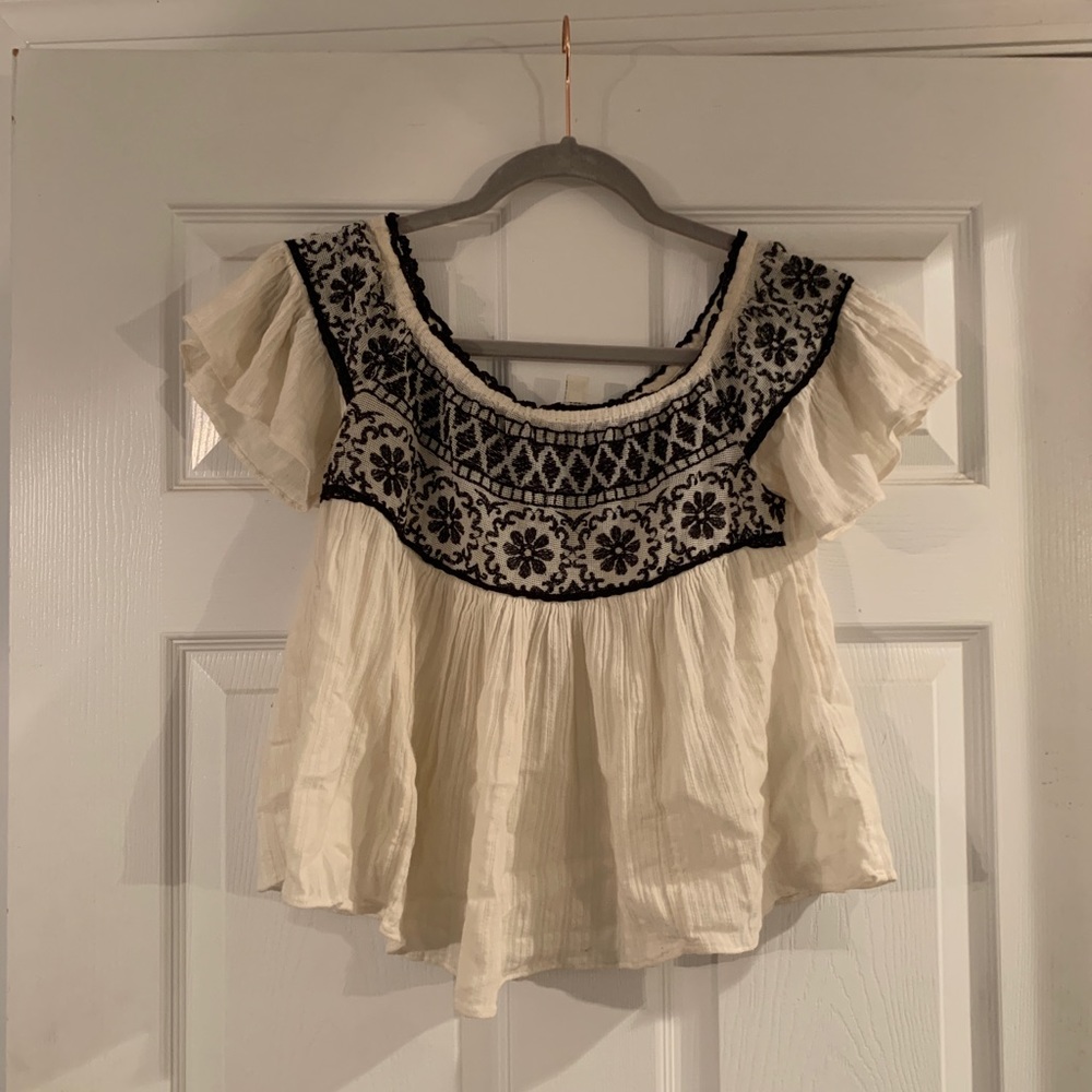 american eagle off the shoulder top